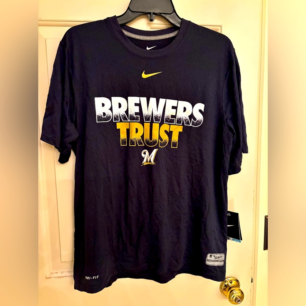 NWT- Nike Milwaukee Brewers T-shirt. Size Medium. Color Navy